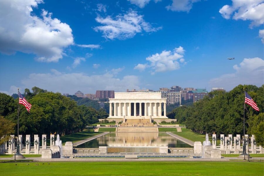Washington DC from New York 1 Day - Breakfast and rest in Delaware