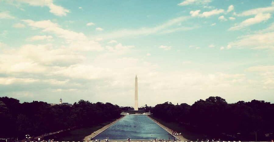 Washington from New York in Spanish - Leaving Manhattan for the capital