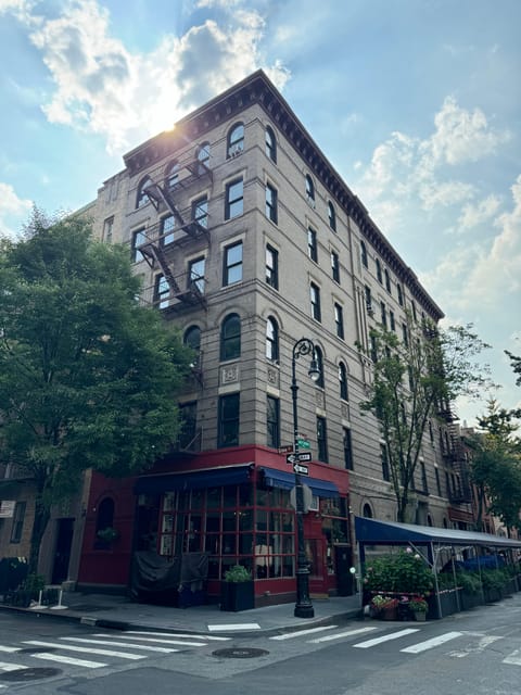 Welcome to New York: A Tour of Taylor Swift Hotspots - What the $87 price really buys you