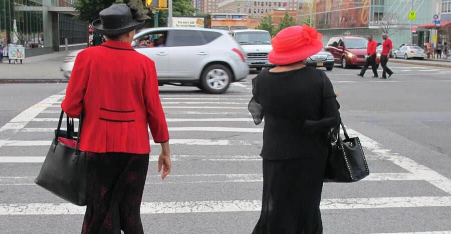 West Harlem: Gospel Church Service and Sunday Walking Tour - Inside the gospel service