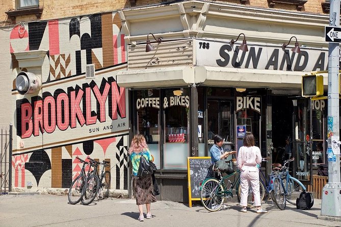 Williamsburg Food Tasting & Walking Tour - Bagels, dumplings, biscuits, and doughnuts