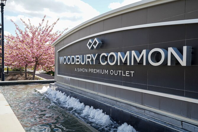 Woodbury Common Premium Outlets Shopping Tour from Midtown - Key points to know before booking